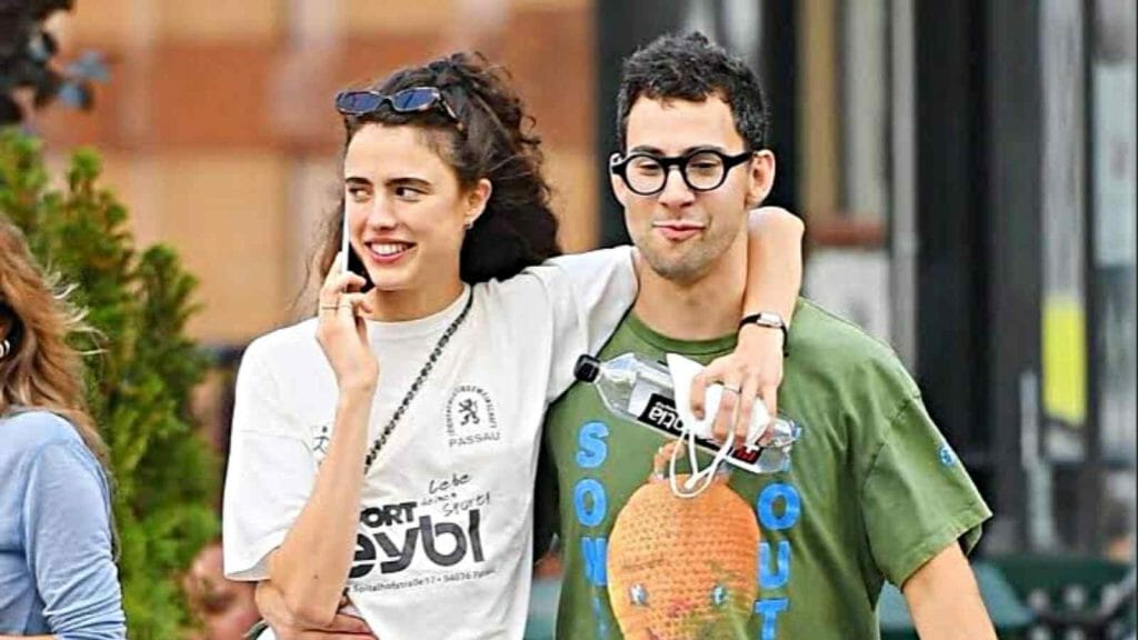 Qualley & Antonoff were spotted around town