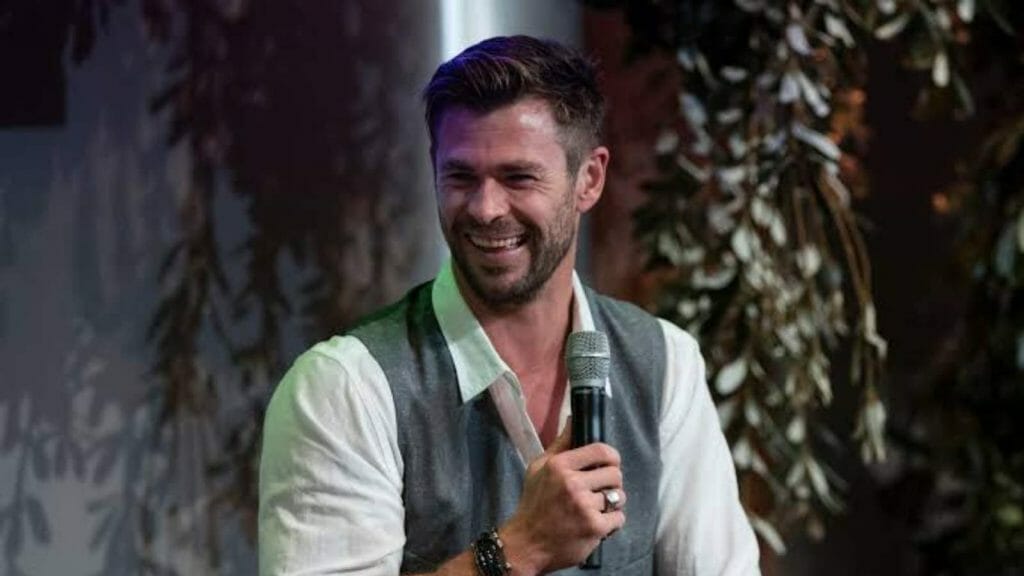 Chris Hemsworth at an event