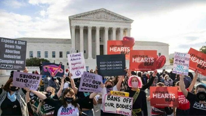 Protest against the overturn of 'Roe v. Wade'