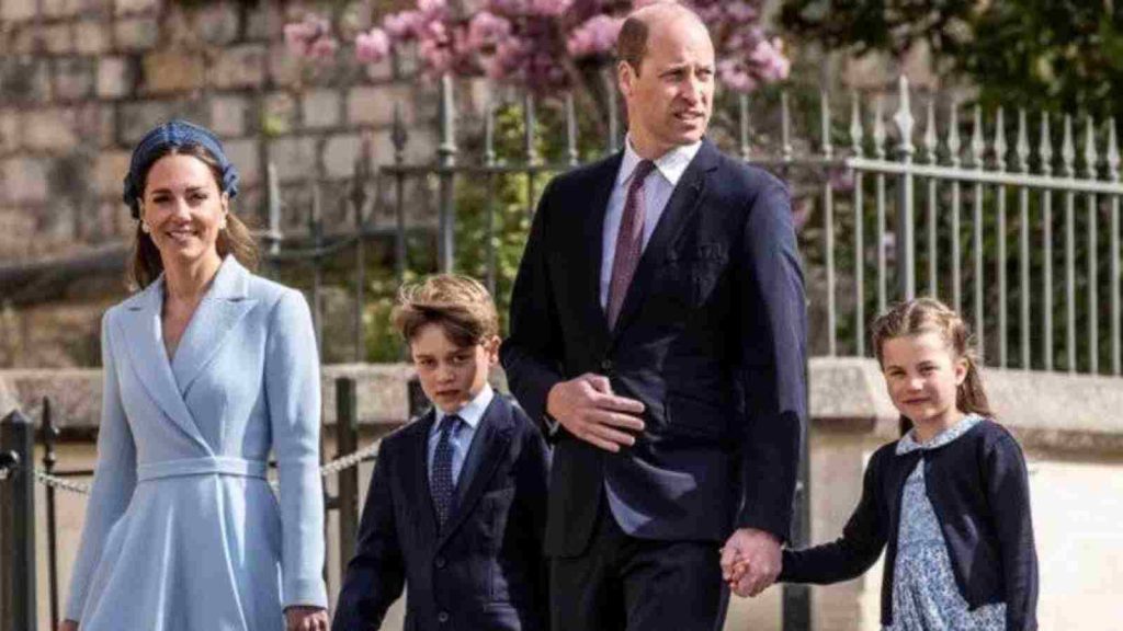 Kate Middleton & Prince William with their kids