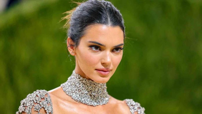 Kendall Jenner Diet And Workout Plan: How Does The Supermodel Stay In ...