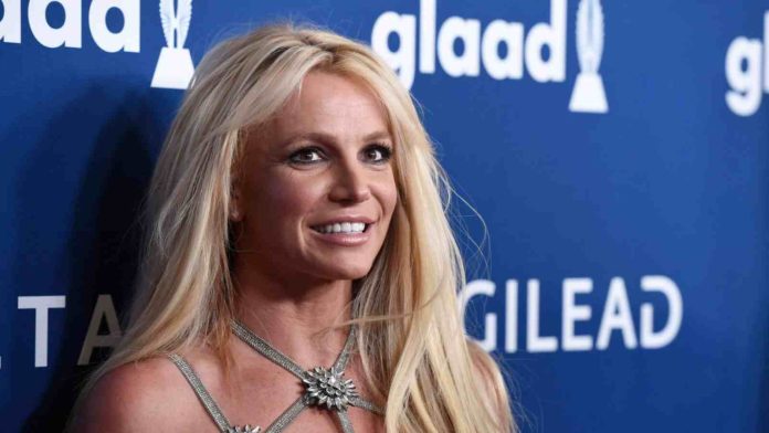 Britney Spears Has Finished Her Memoir But She Can't Get It Published,