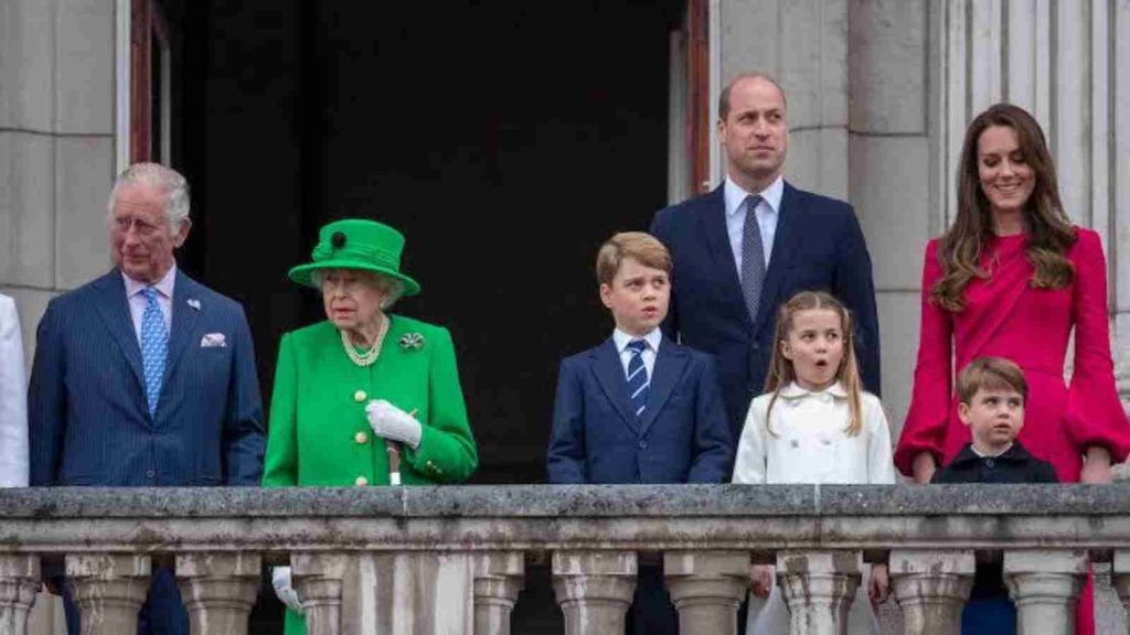 Queen Elizabeth II has her grandchildren's custody by default