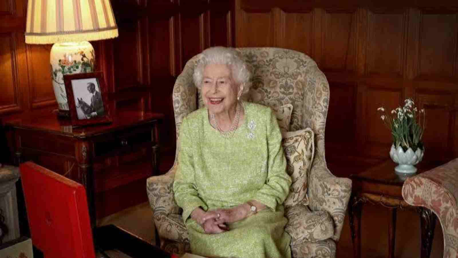 Was the Queen more powerful than the Parliament?