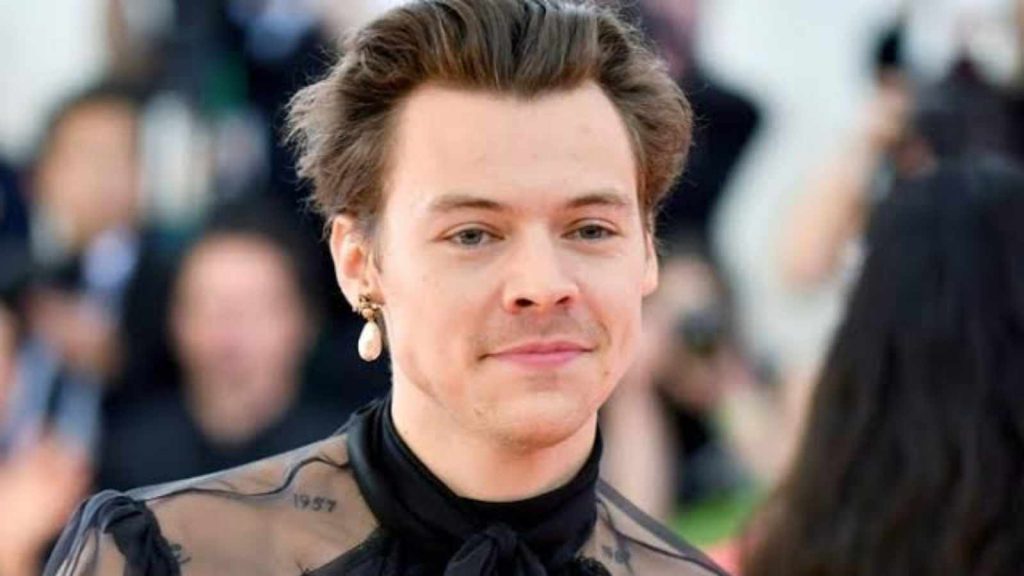 Harry Styles Felt Ashamed About His Sex Life Heres Why Firstcuriosity 