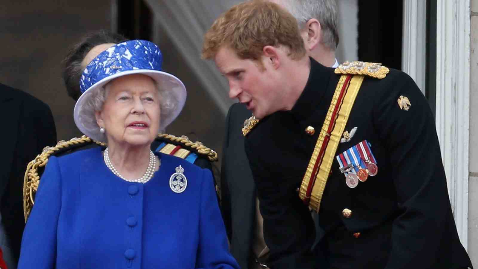 How Prince Harry Feels About Not Being Allowed To Wear His Military ...