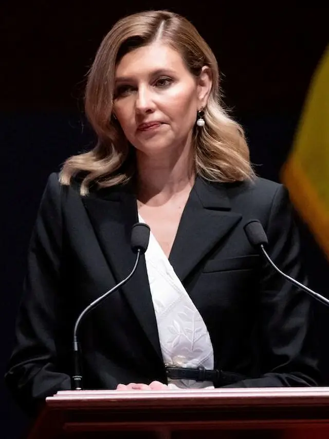 Ukraine’s first lady, Olena Zelenska, pays tribute to Queen amid the war.