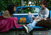Timothée Chalamet and Taylor Russell in 'Bones and All'