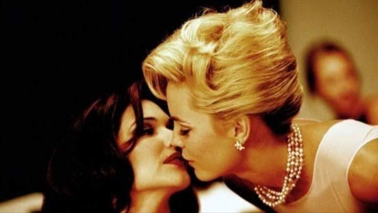 Zendaya Lesbian Porn - Top 10 Films Exploring Lesbian Relationships - First Curiosity