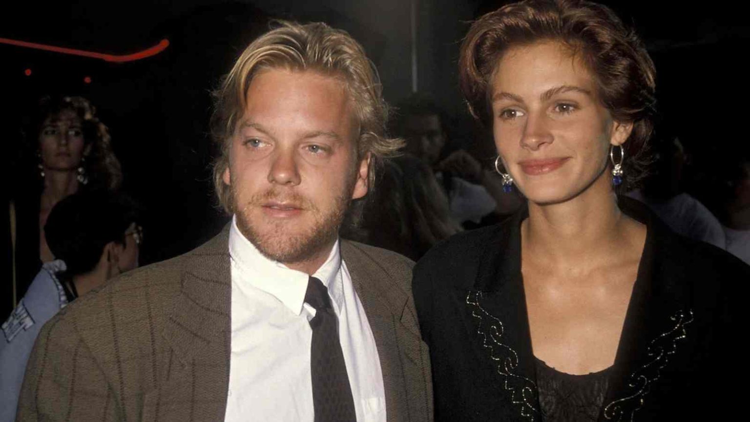 Why Julia Roberts Ran Away With Kiefer Sutherlands Best Friend 3 Days Before Their Wedding