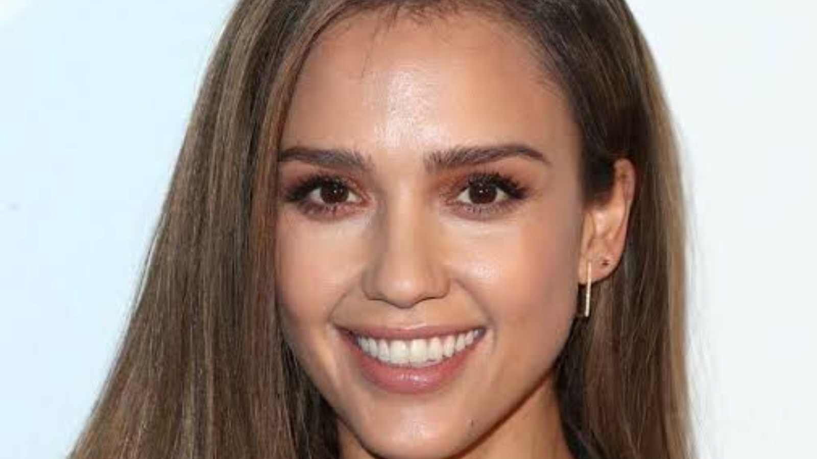 Jessica Alba Net Worth, Career, Endorsements, Charity, House, And More