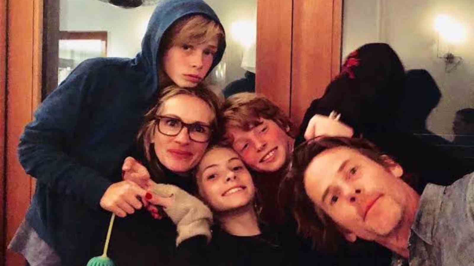 Julia Roberts and her family