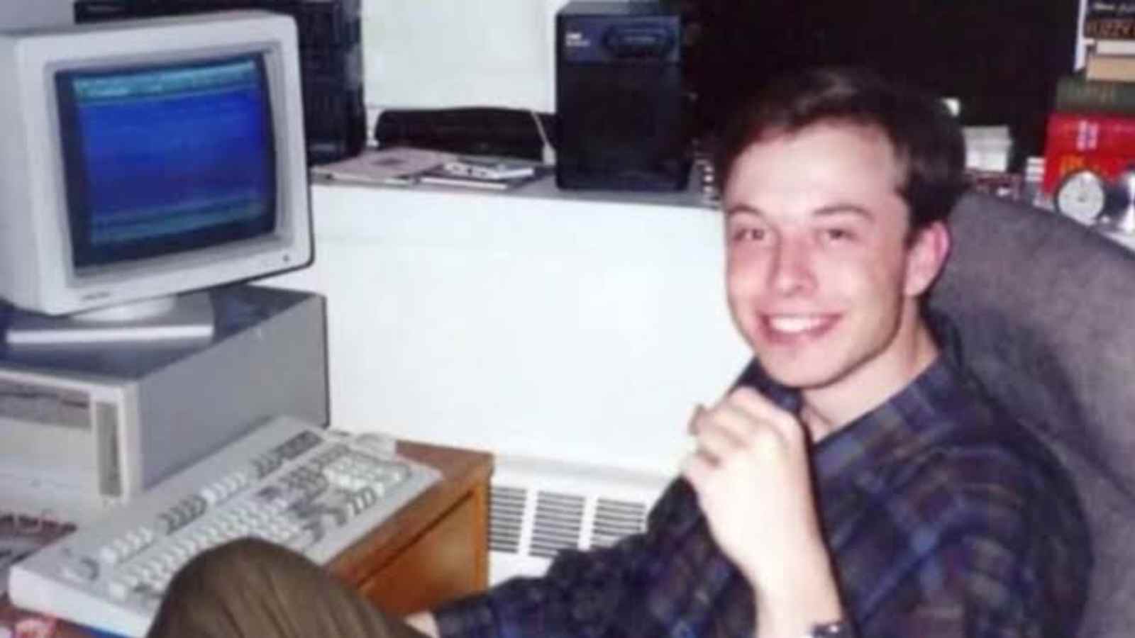Does Elon Musk Have An Office? Where Does He Work From Every Day?