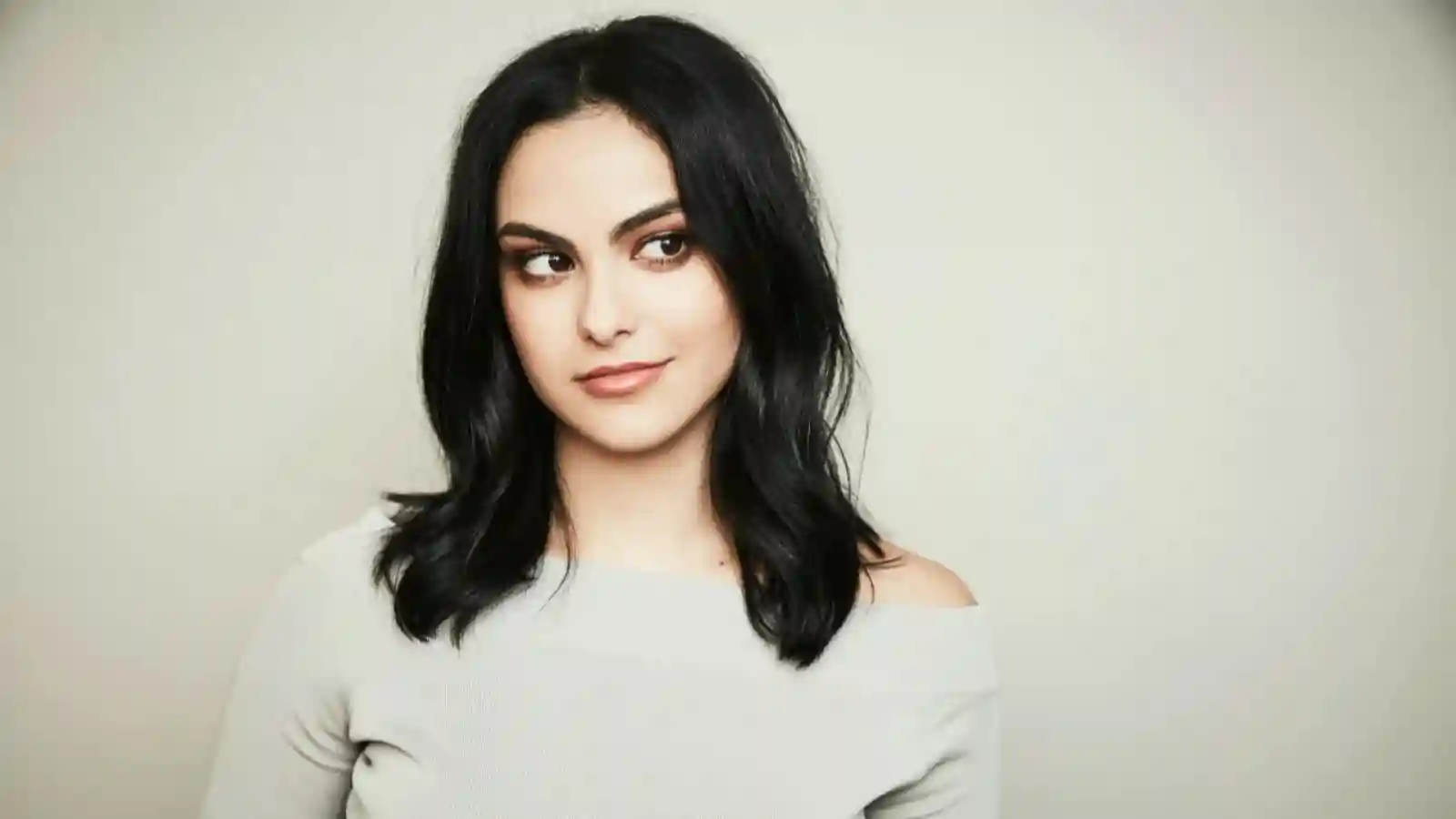 Camila Mendes