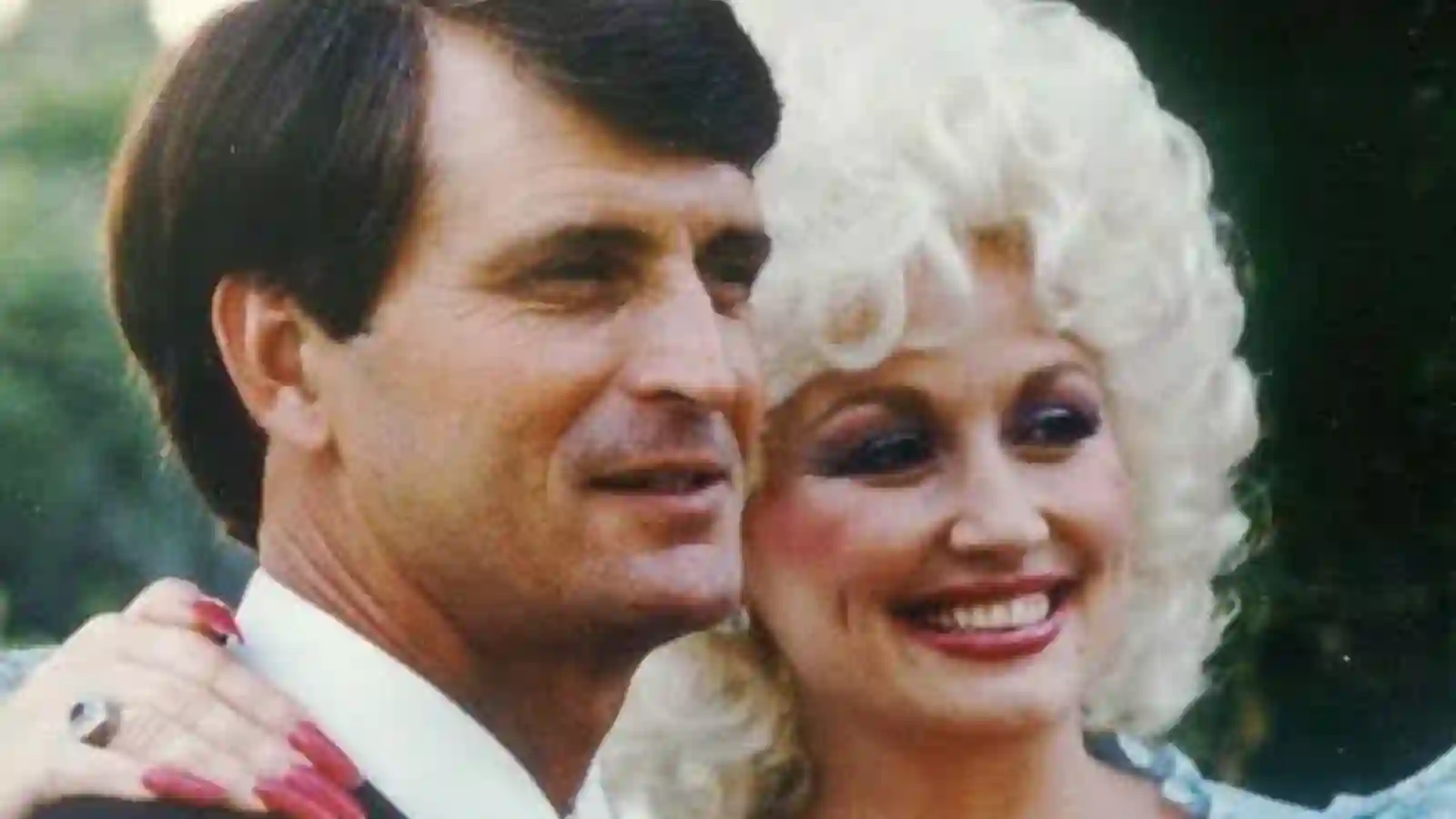 Dolly Parton with her husband Carl Dean