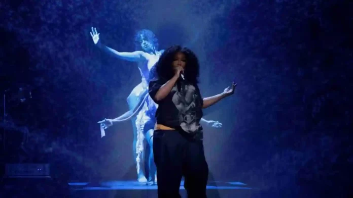 SZA performed a spoof song 'Big Boy' on SNL which has become viral on internet