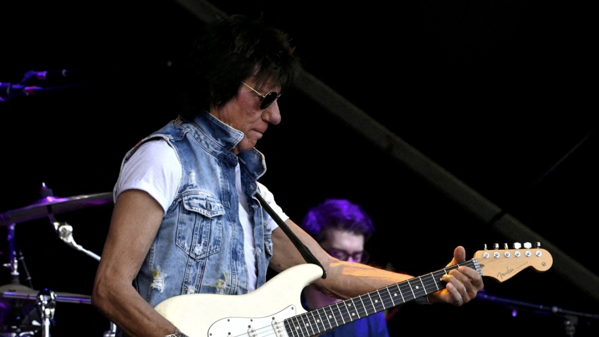 Guitarist Jeff Beck Is Dead: Who Was He?