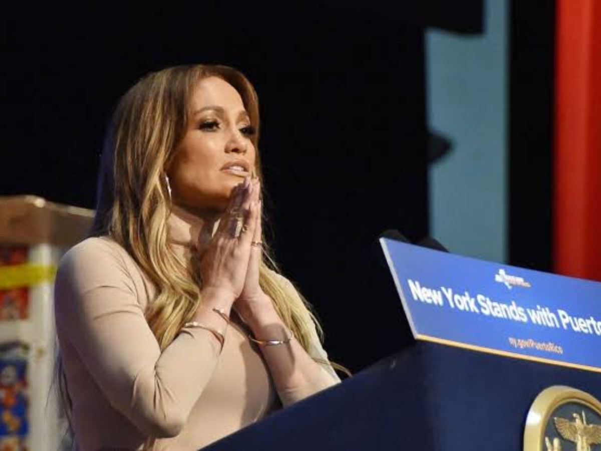 Jennifer Lopez Net Worth, Career, Husband, Endorsements, House, And More