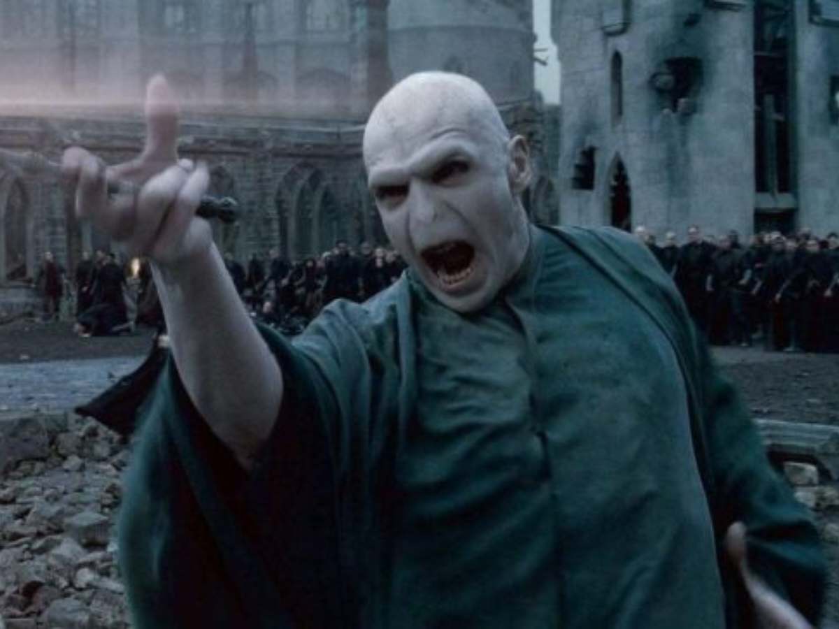 Voldemort Vs. Grindelwald Which Wizard Villain Is More Powerful?