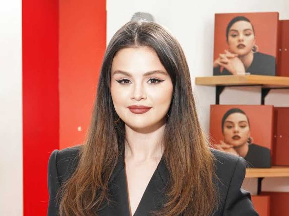 Selena Gomez Responds To Fans Worrying Over Her 'Shaking' Hands