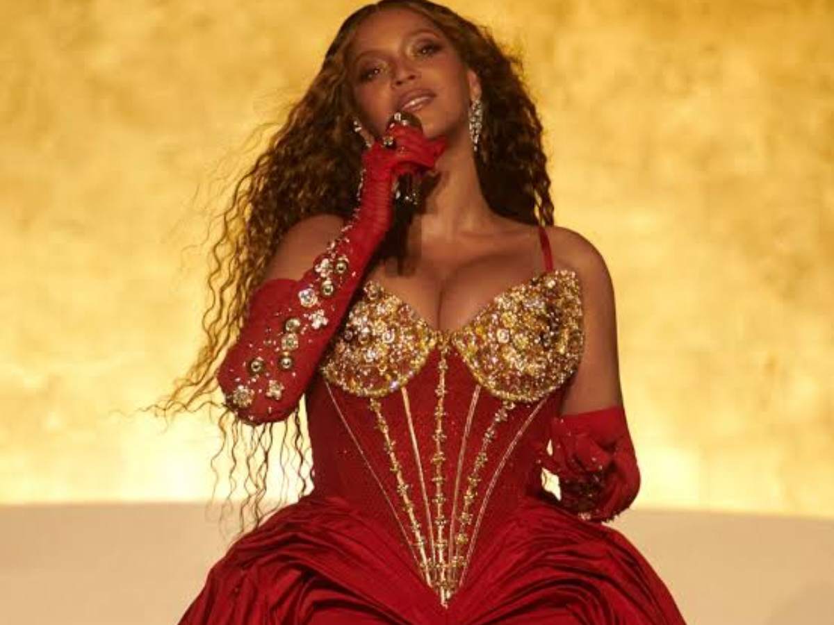 Beyoncé at the Atlantis Hotel concert