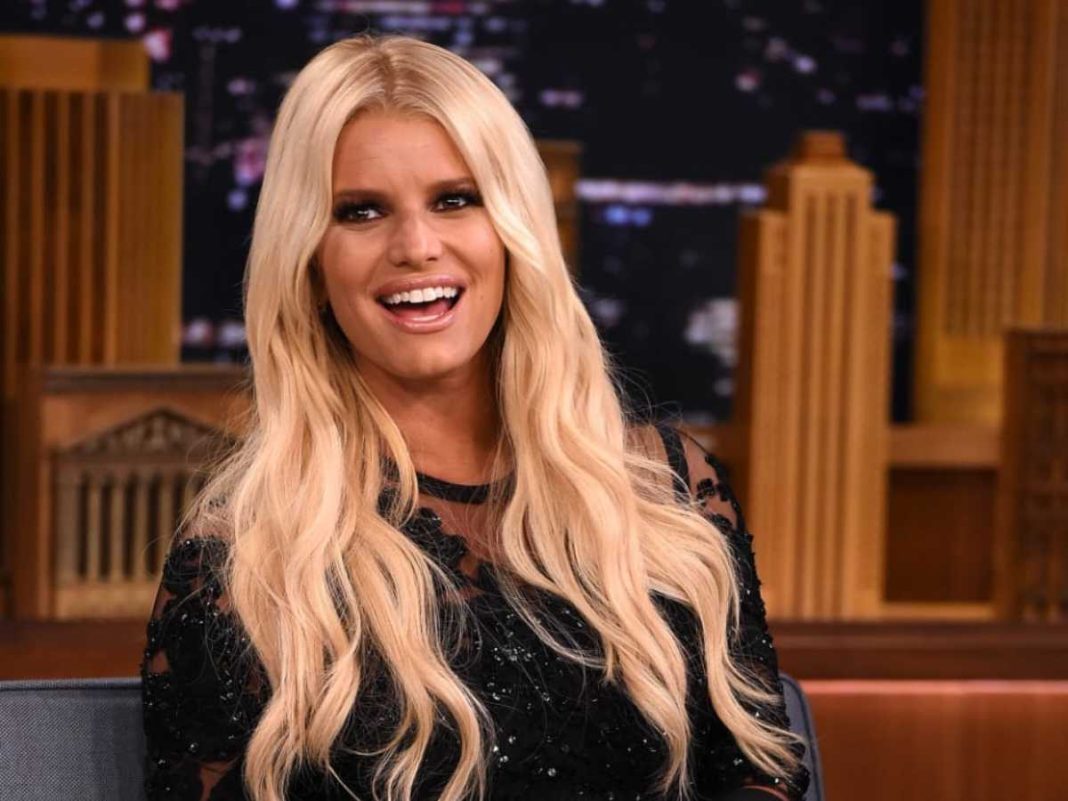 How Old Is Jessica Simpson? From Pop Star To Business Queen Jessica Simpson Opens Up About Secret Affair With A “Massive Movie Star”