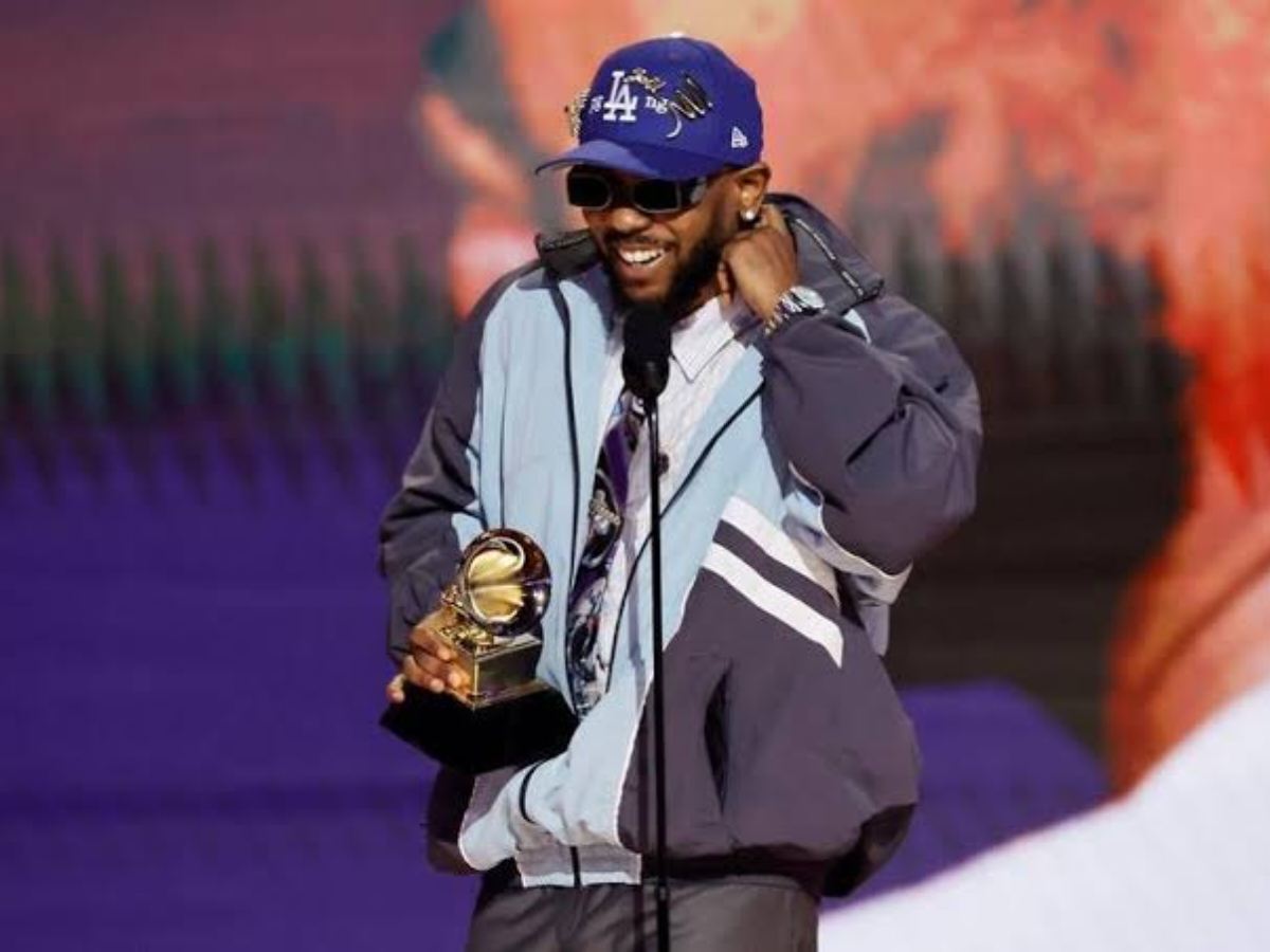 Kendrick Lamar accepting his Grammy Award for 'Best Rap Album'