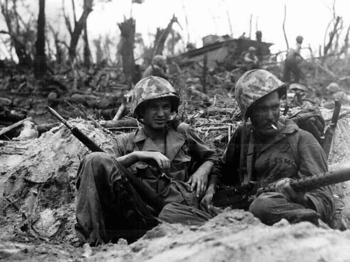 Soldiers smoking cigarettes during war