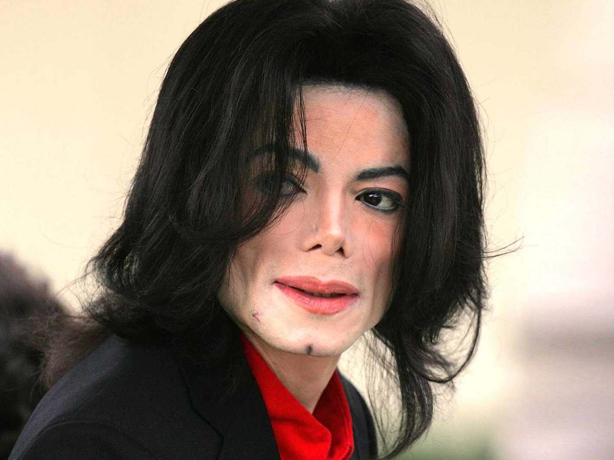 How Did Michael Jackson Turn White Over The Years?