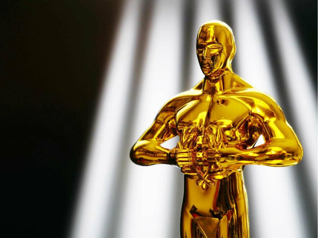 Oscars' statuette