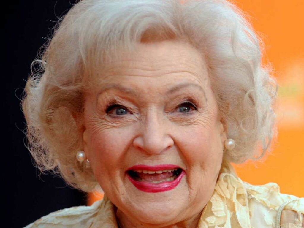 Betty White Net Worth, Husband, House, And More FirstCuriosity