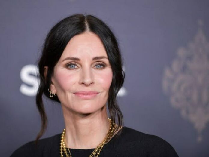 Courteney Cox regrets the decision of getting fillers