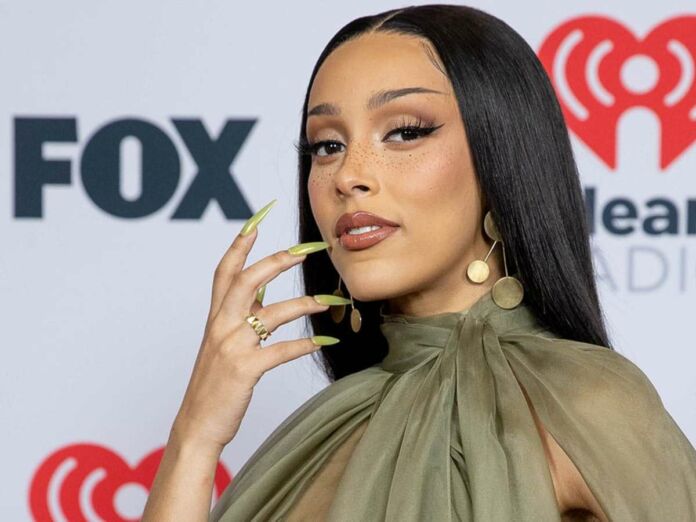 What Is Doja Cat’s Ethnicity And Her Real Name?