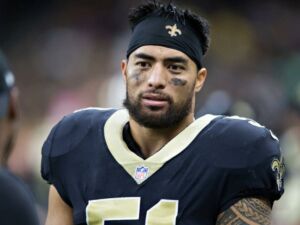Manti Te'o Net Worth, Wife, Kids, Age, Height, And House