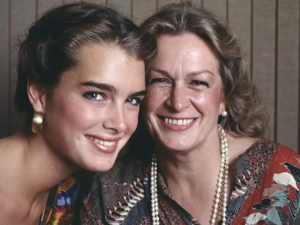 The 'Pretty Baby' and 'The Blue Lagoon' actress is still protective of her mother Teri