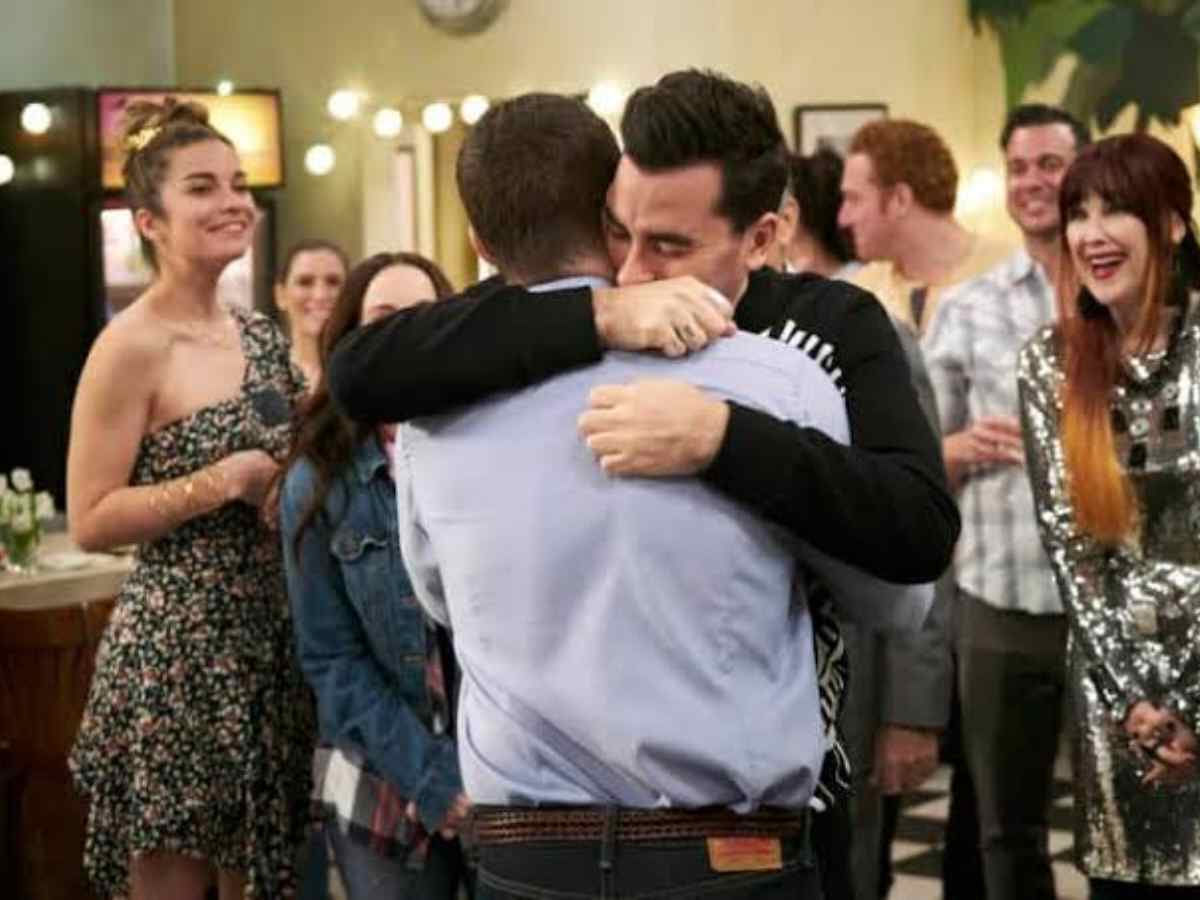 David hugging Patrick in the 'Meet the Parents' episode