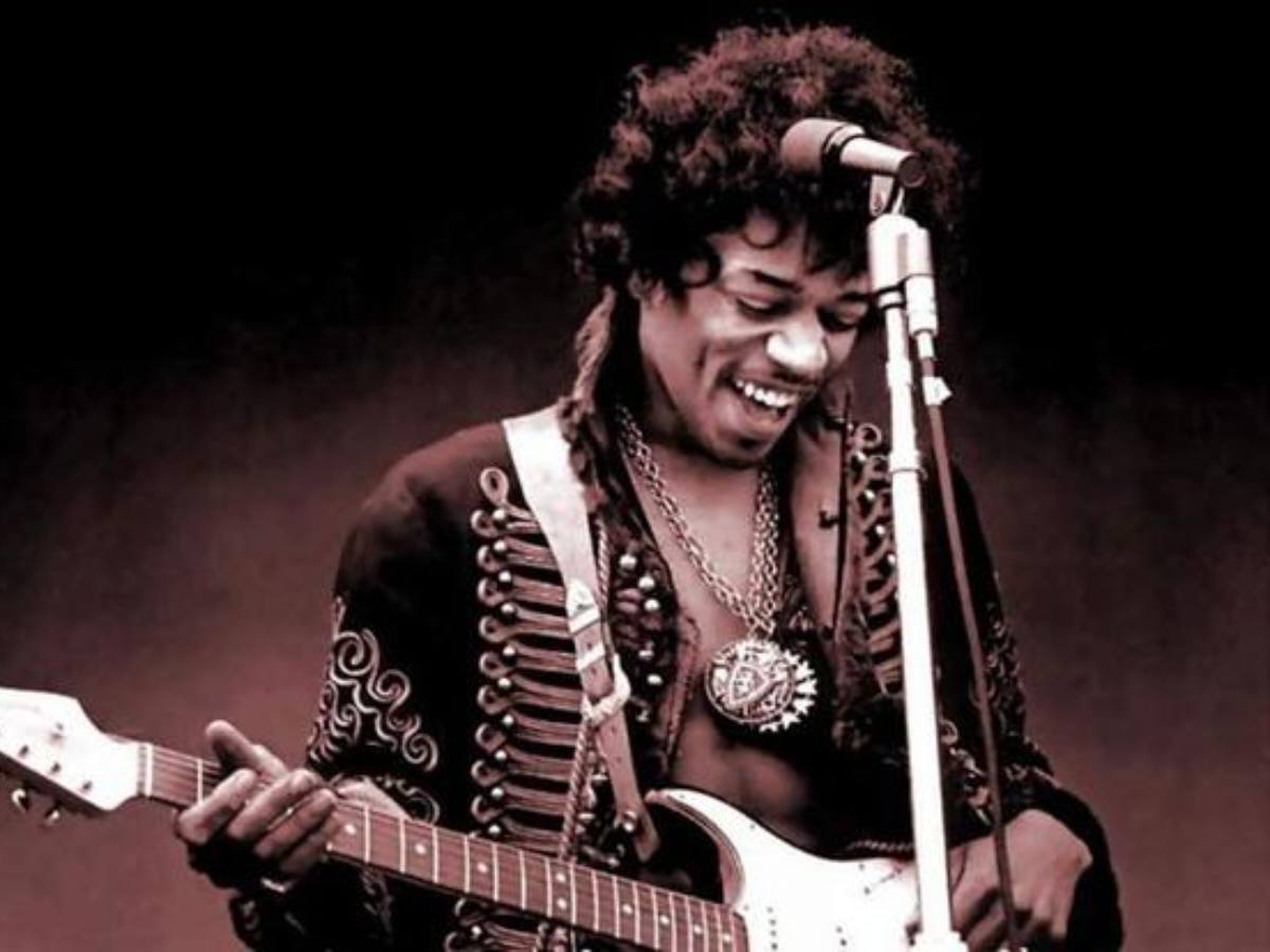 10 Famous Singers Who Died At A Very Young Age