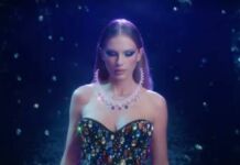 Taylor Swift in the 'Bejeweled' music video