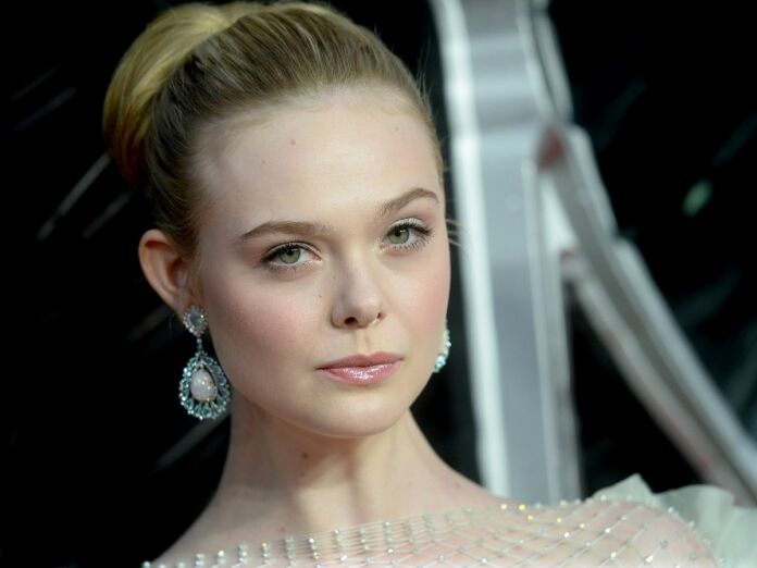 Elle Fanning admits to missing out on major role because the director not finding her attractive enough at the age of 16