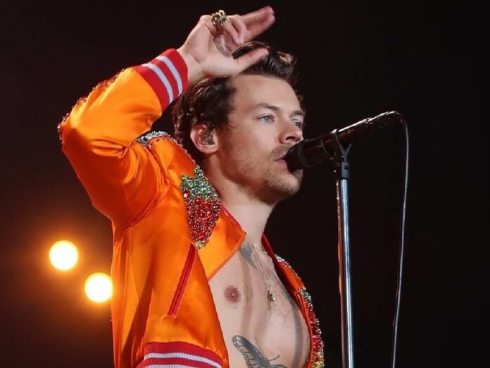 Harry Styles performs 'What Makes You Beautiful' during the Horsens concert