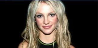 Britney Spears has become a binge-sleeper and she is isolating herself