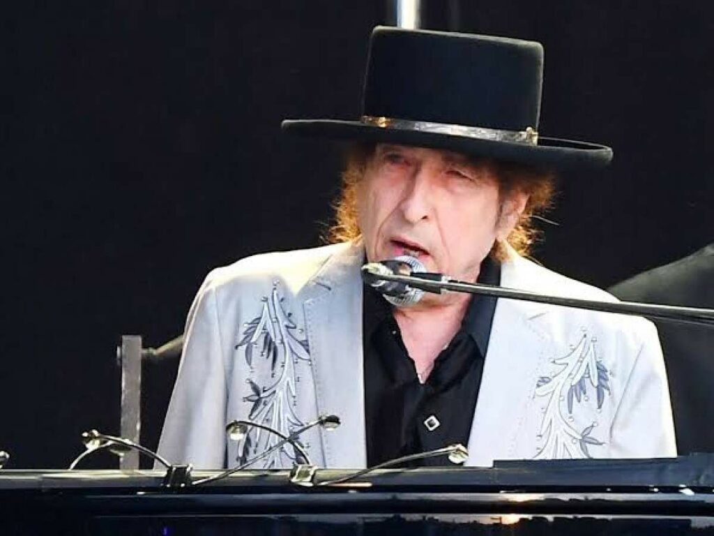 Bob Dylan Net Worth 2024, Music Career, Awards, Wife, Kids, House, And