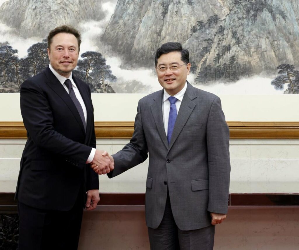 The Tesla CEO met the Chinese foreign minister Qin Gang Ho 