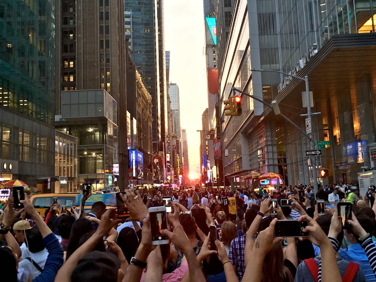 What Is Manhattanhenge? When Does It Occur? FirstCuriosity