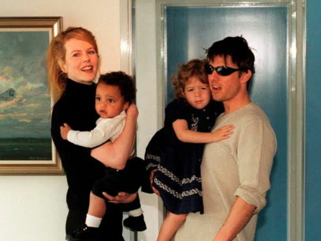 Tom Cruise and Nicole Kidman with their children