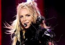 'Get Naked (I Got A Plan)' is Britney Spears' favorite song of hers