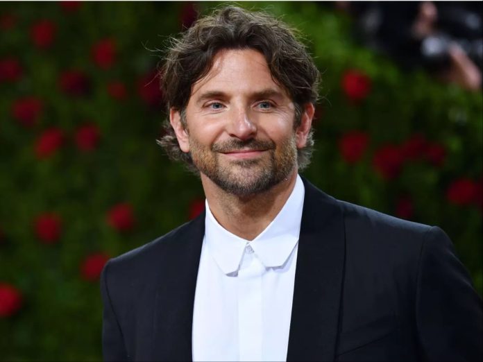 Bradley Cooper has to leave the 'Maestro' press conference abruptly