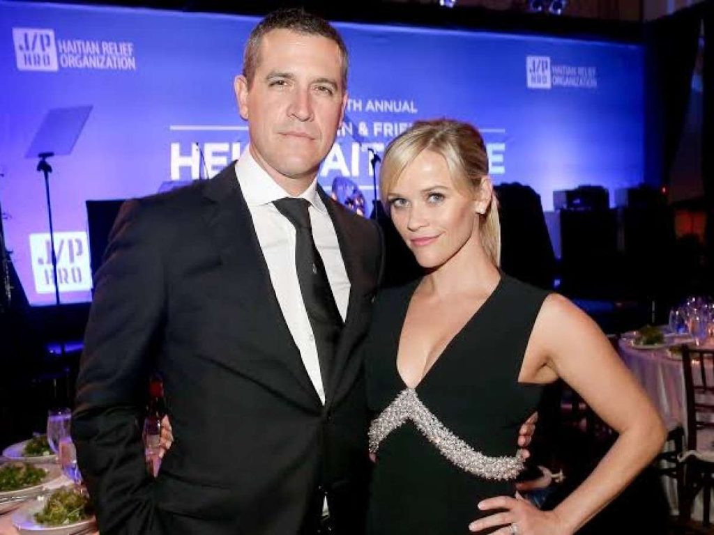 Reese Witherspoon and Jim Toth to end their 12 year marriage 