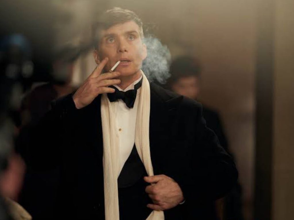 Cillian Murphy says he had to smoke a lot for 'Peaky Blinders'