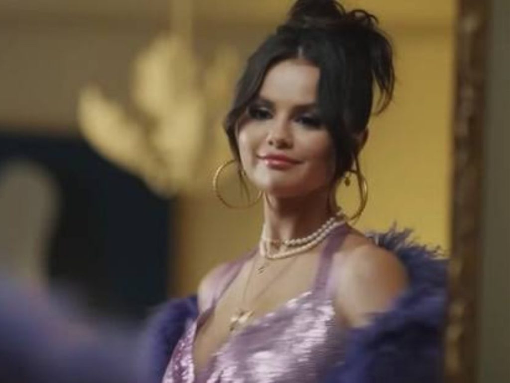 Selena Gomez in the 'Single Soon' music video